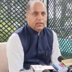  पंडोह डैम में जलस्तर बढ़ा, पांच गेटों से 42,000 क्यूसेक पानी छोड़ा, नदी-नालों से दूर रहने की सलाह