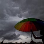 सीएम ने थुनाग में आपदा प्रभावितों के साथ बिताई रात, सुबह पैदल देजी-पखरैर गांव पहुंचे